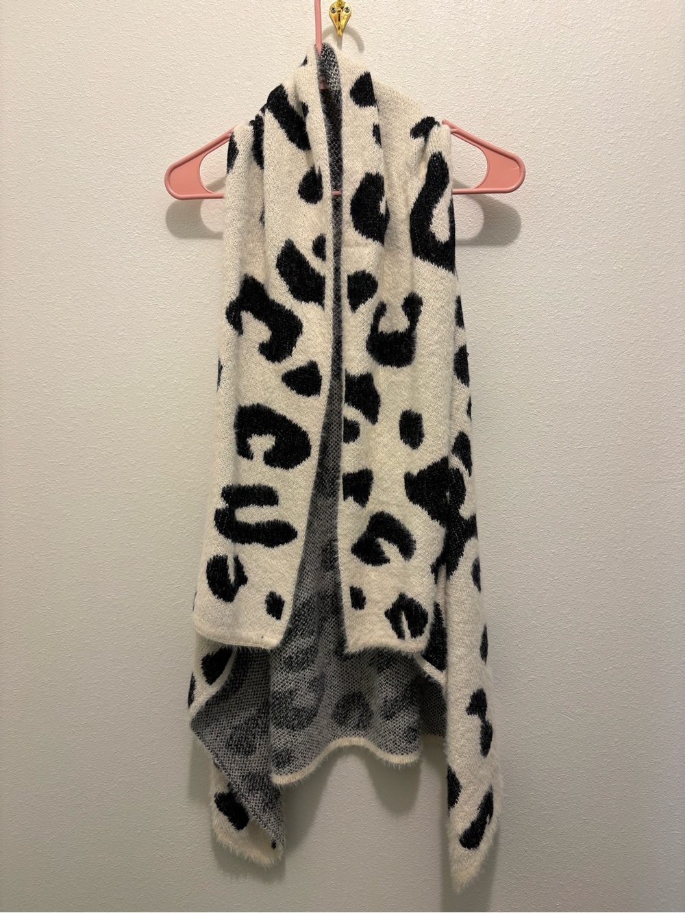 Black & Cream Leopard Open-Front Shawl Cardigan